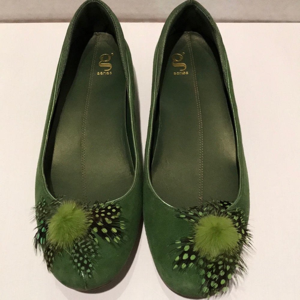G Series Nike Air Green Suede Flats  with Feathers